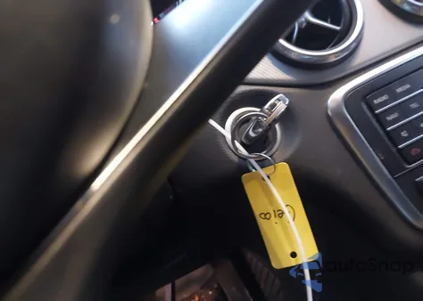 2017 Mercedes-Benz Gla 250 4Matic из США, поврежденный, VIN WDCTG4GB1HJ318779